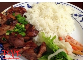 Com Suon - Pork chop on rice